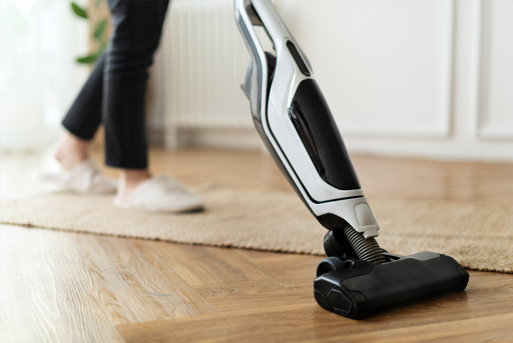 aspirator Dyson ieftin